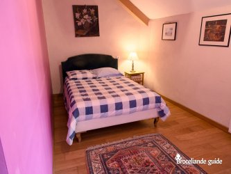 Chambre 1 lit 1 place (120) - Gîte de l'Étang de l'Aune